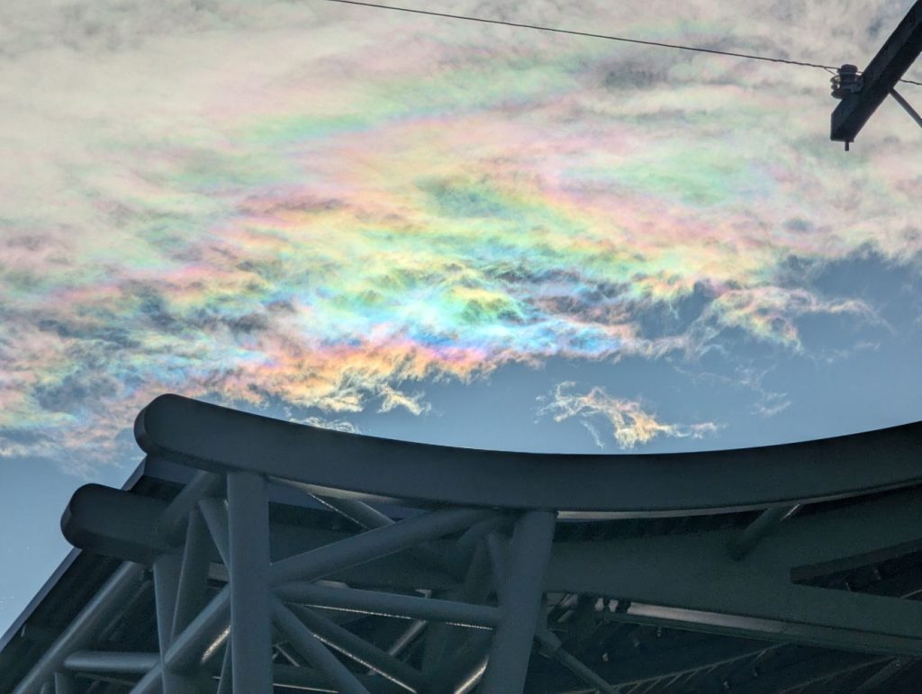 Cloud iridescence